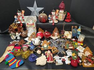 lot 244 image: Christmas Holiday Ornaments and Decorations