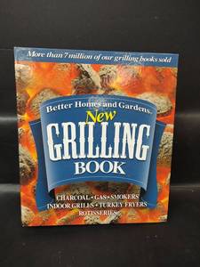 lot 343 image: Better Homes and Gardens Grilling Book Cookbook