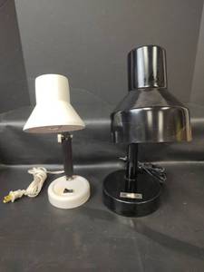 lot 382 image: Desk Lamps, Tested
