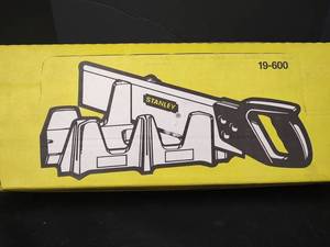 lot 384 image: Stanley Mitre Box with 14 in. Backsaw
