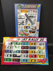 lot 395 image: Realtoy City Team Airport Play Set with Sport Rally Die Cast Cars