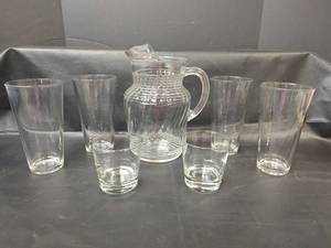 lot 435 image: Vintage Glass Pitcher with Drinking Glasses