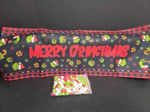 lot 482 image: Merry Grinchmas Table Runner with DIY Grinch Bead Garland