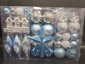 lot 491 image: RoseCraft 122 Pack Tree Ornament Set Baby Blue