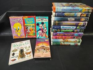 lot 553 image: Assorted Childrens VHS Tapes