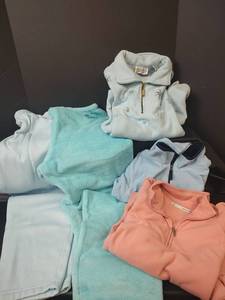 lot 574 image: Clothing Lot, See Pictures for Sizes