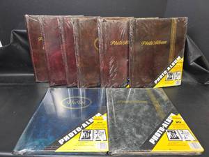 lot 646 image: 8 New Photo Albums