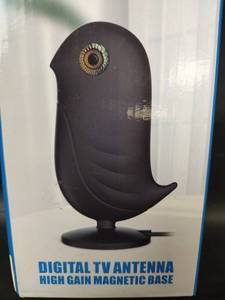 lot 666 image: NIB Digital TV Antenna Indoor High Gain Magnetic Base