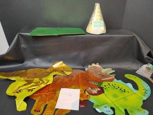 lot 674 image: Dinosaur Shaped Balloons Lot with 8 Count Party Hats and Green Sheet