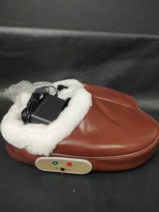 lot 677 image: NIP Heated Slippers DC 12V Input with AC Power Adapter