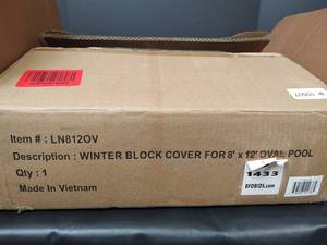 lot 683 image: NIB Winter Block Leaf Net for 8 ft x 12 ft Oval Pool