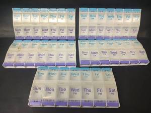 lot 701 image: Weekly AM PM Pill Organizer, Lot of 5