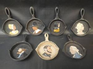 lot 706 image: Vintage Miniature Souvenirs, Skillet-Shaped Dishes
