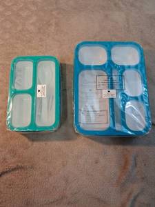 lot 10 image: Kinsho Bento Lunch Box Containers 2-Pack Teal Blue