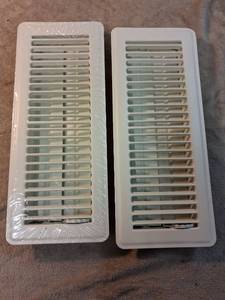 lot 13 image: White Floor Register Vent Grille with Damper Approx 4x14 in Lot of 2