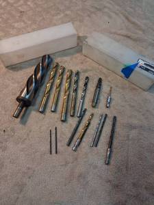 lot 32 image: Drill Bit Set 17 -Piece Assorted Sizes with Countersink Tool