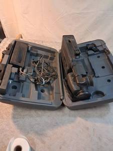 lot 45 image: Magnavox VHS HQ Video Camera Camcorder Lot Flying Erase Head