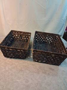 lot 96 image: Woven Storage Baskets 2-Pack with Handles