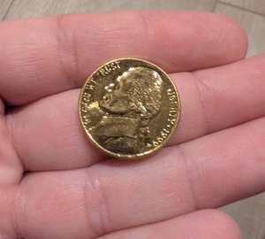 lot 508 image: Gold-Tone Jefferson Nickel  U.S. Five Cent Coin  Collectible
