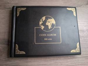 lot 522 image: Coin Album 300 Coins Storage Book with Pocket Pages (empty)