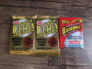 lot 807 image: 1992 Fleer Ultra Series I Baseball Card Packs 14 Cards x2 and 1991 Topps Pack