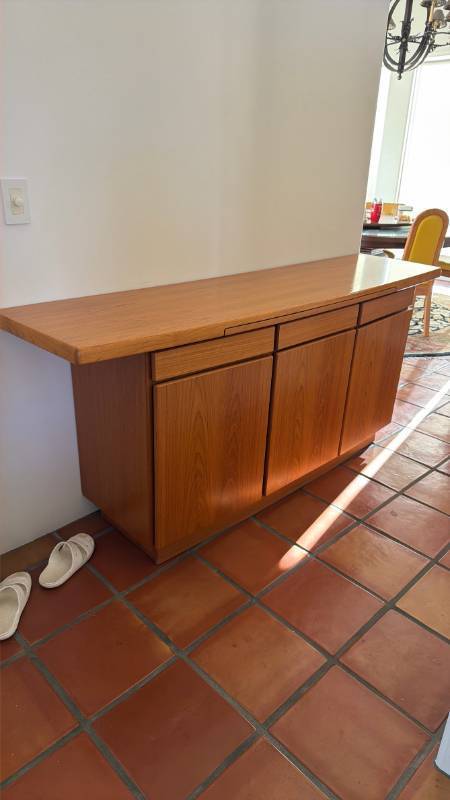 lot 7 image: Scandinavian wood buffet with felt lined drawers 33 x 76 x 19.5 in