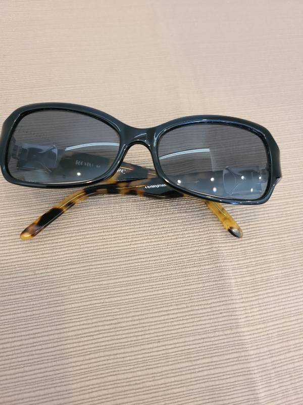 lot 1055 image: Robert Marc NYC sunglasses