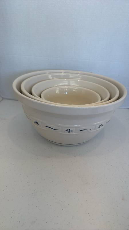 lot 1115 image: Longaberger Woven Traditions ceramic nesting mixing bowls