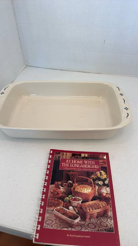 lot 1124 image: Longaberger Woven Traditions pottery baking dish in classic blue accents 9x13 and recipe book