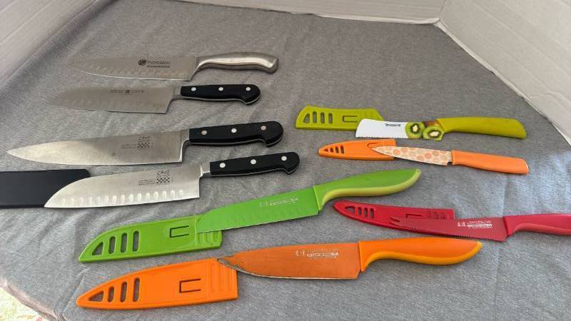 lot 1213 image: Kitchen Knife Lot Chef, Wusthof Classic, Hessler and Tomodachi