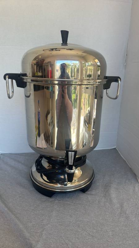 lot 1234 image: Farberware Stainless Steel Electric Coffee Urn Percolator 55 cups