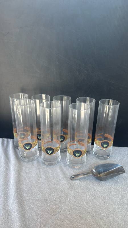 lot 1244 image: Tommy Bahama Mojito Glasses set of 8 with small ice scoop