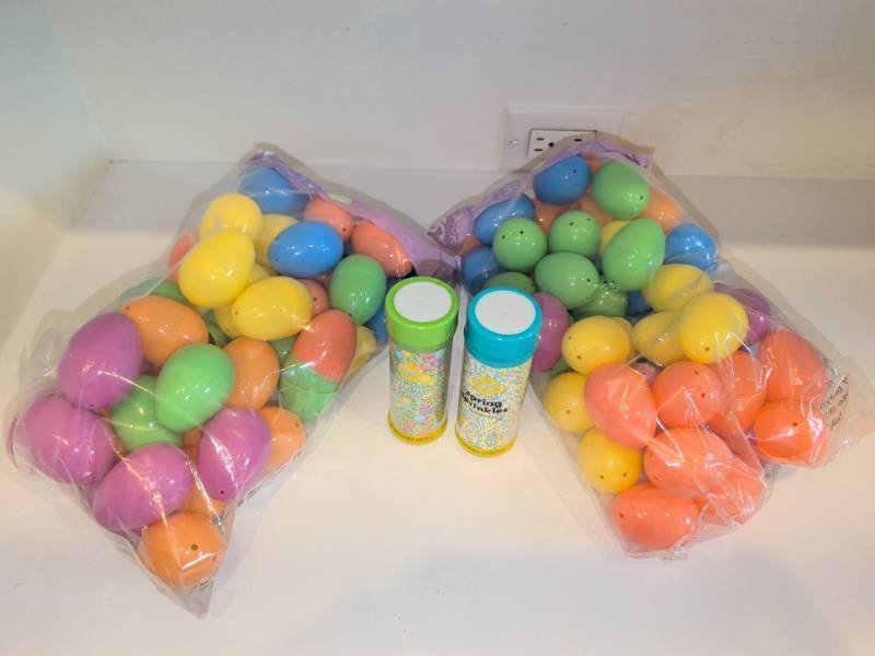 lot 1301 image: Wilton Spring Sprinkles Set with Plastic Easter Eggs 2 Bags 48 Count