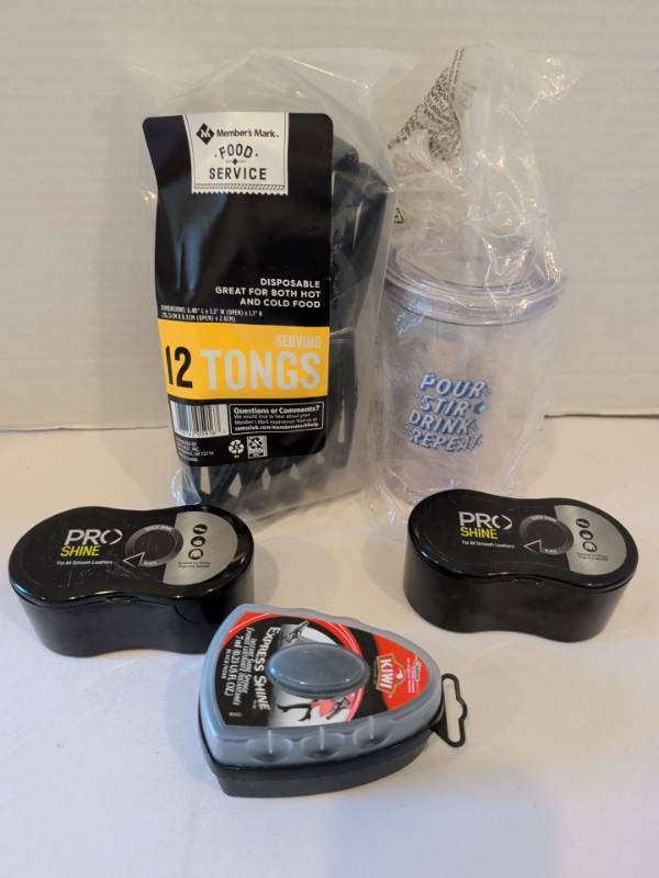 lot 1347 image: Lot Members Mark 12 Serving Tongs, 2 Pro Shine Sponges, Kiwi Express Shine