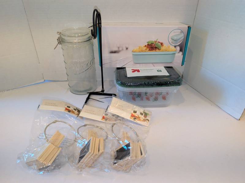 lot 1363 image: Up&Up 3 Pack Food Storage Containers 64 oz with Cheese Markers 6 Count x3 and Mason Jar