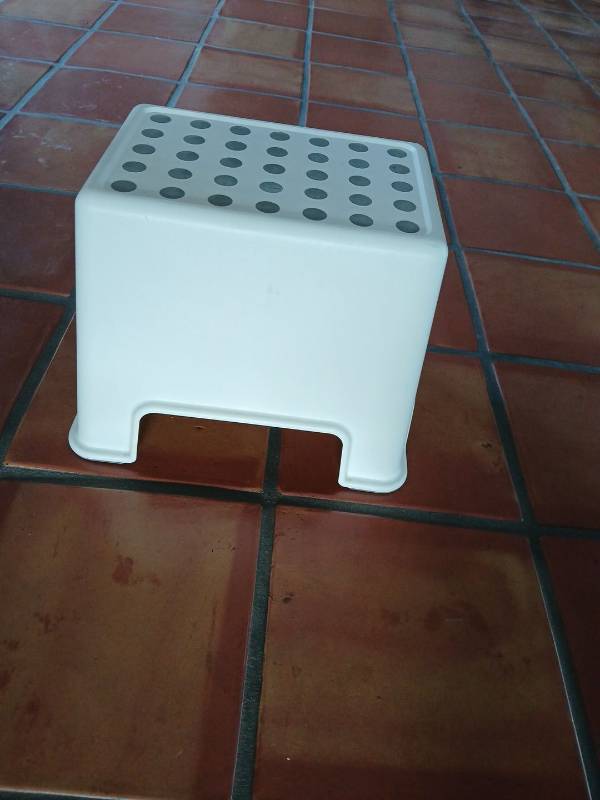 lot 1522 image: IKEA Step Stool 300.608.46