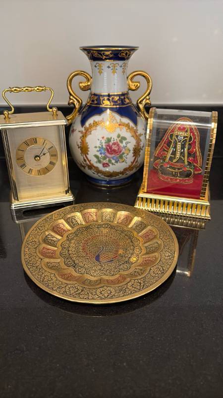 lot 1610 image: Home decor