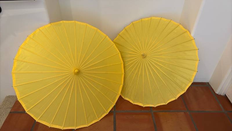 lot 1622 image: 2 yellow parasols
