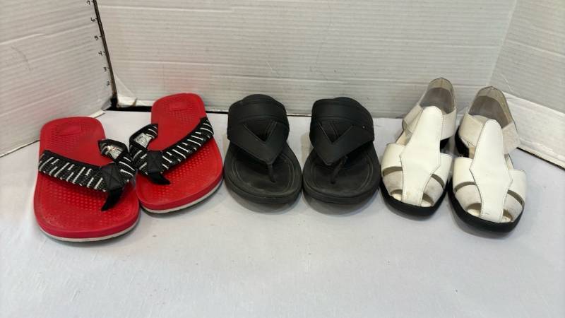 lot 1713 image: Lot of 3 Pairs Sandals and Flip Flops
