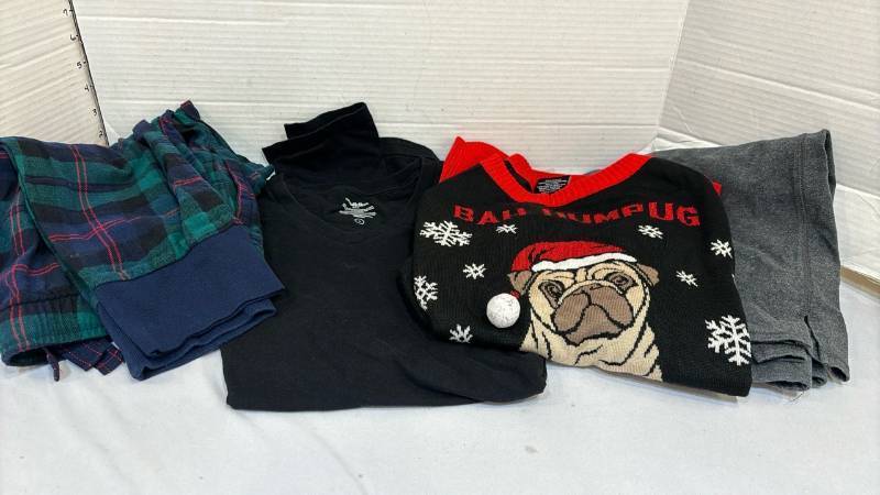 lot 1747 image: Christmas sweater, long sleeve tshirt and two pairs pants
