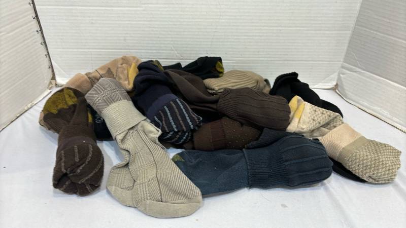 lot 1757 image: Lot of Assorted Socks Brown Tan Black Navy Gray