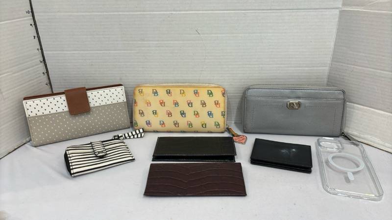 lot 1761 image: Dooney & Bourke wallet and other Mixed Wallet and Card Case Lot