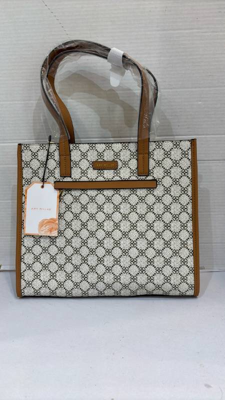 lot 1767 image: Amy Miller Printed Tote Handbag Shoulder Bag