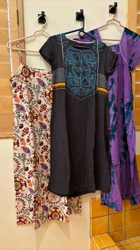 lot 1777 image: Womens Dress Lot of 3 Assorted Dresses