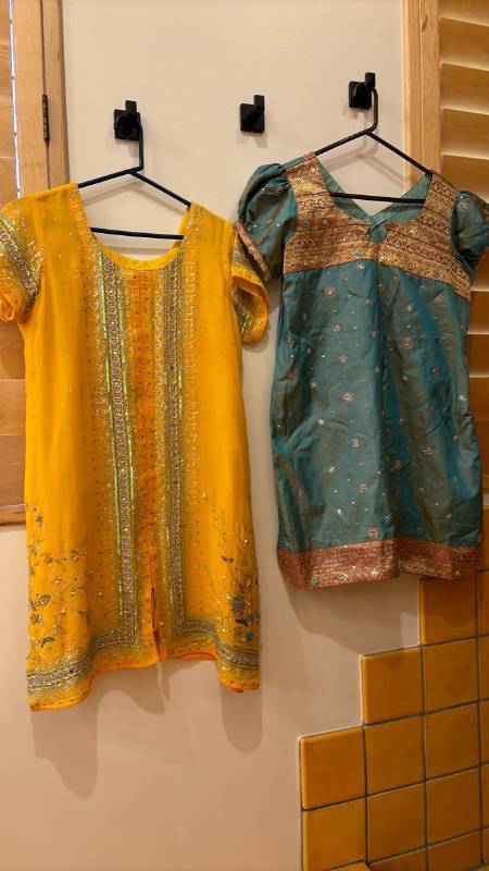 lot 1788 image: Embellished Tunic Top Lot of 2 Yellow and Teal