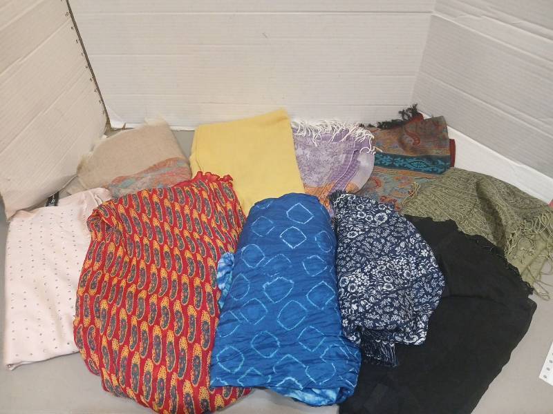 lot 1833 image: Ladies Assorted Scarves and Wraps
