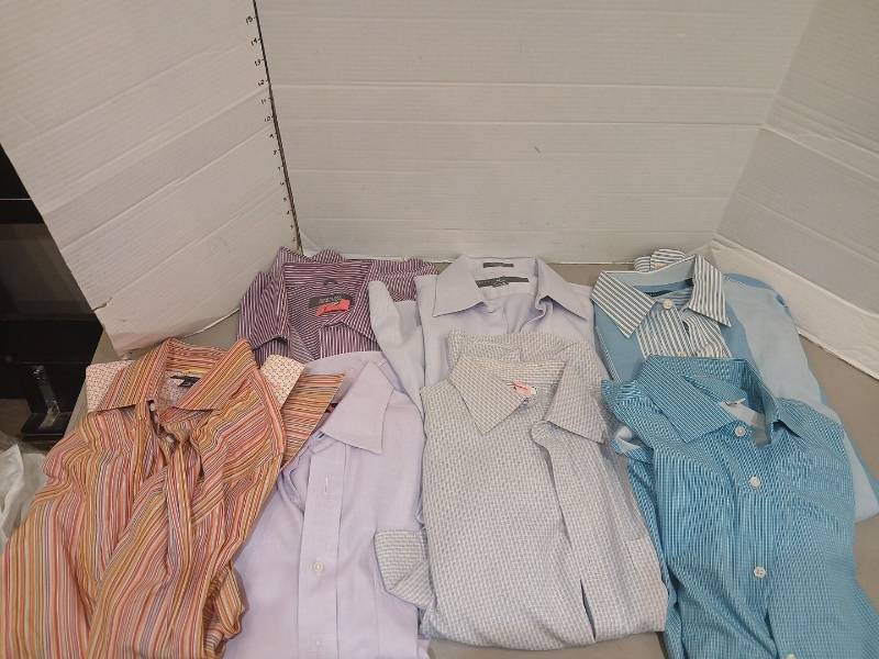 lot 1846 image: Mens dress shirts medium Perry Ellis and more