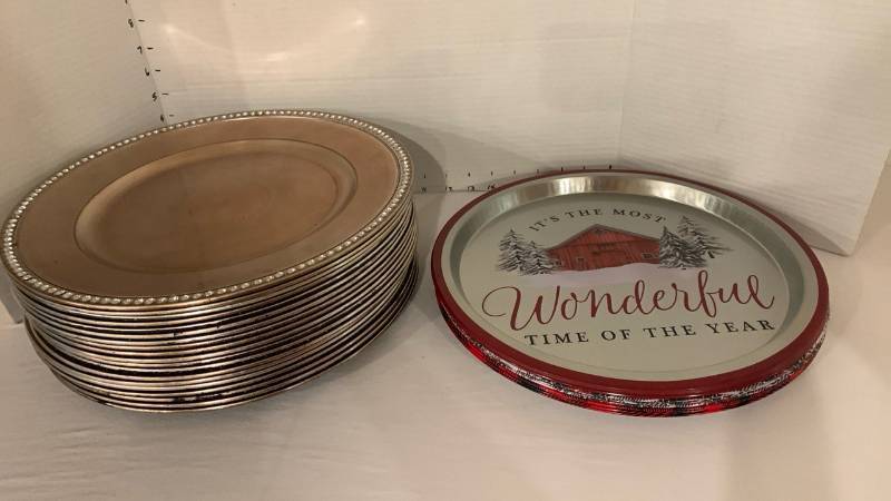 lot 2013 image: Decorative chargers and trays