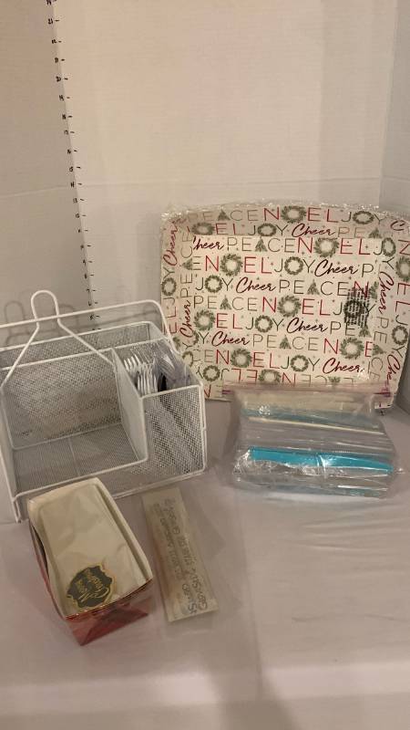 lot 2025 image: Flatware and napkin, organizer and plastic flatware, and more