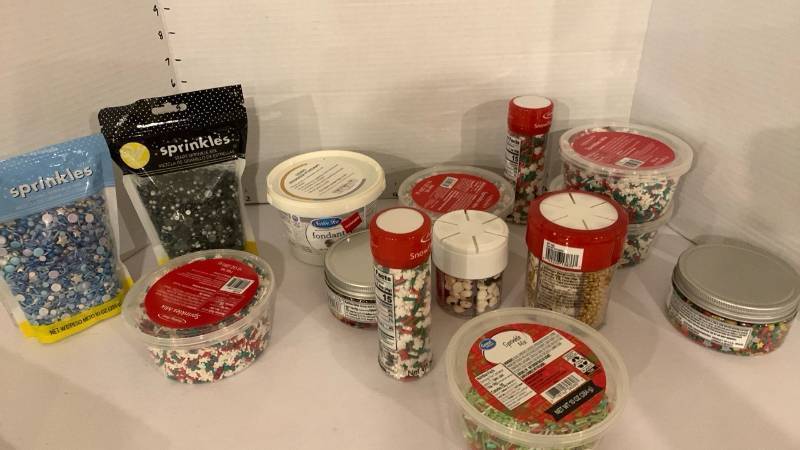 lot 2026 image: Assorted Sprinkle Mix Lot Wilton, Holiday Home, Great Value, Satin Ice Fondant